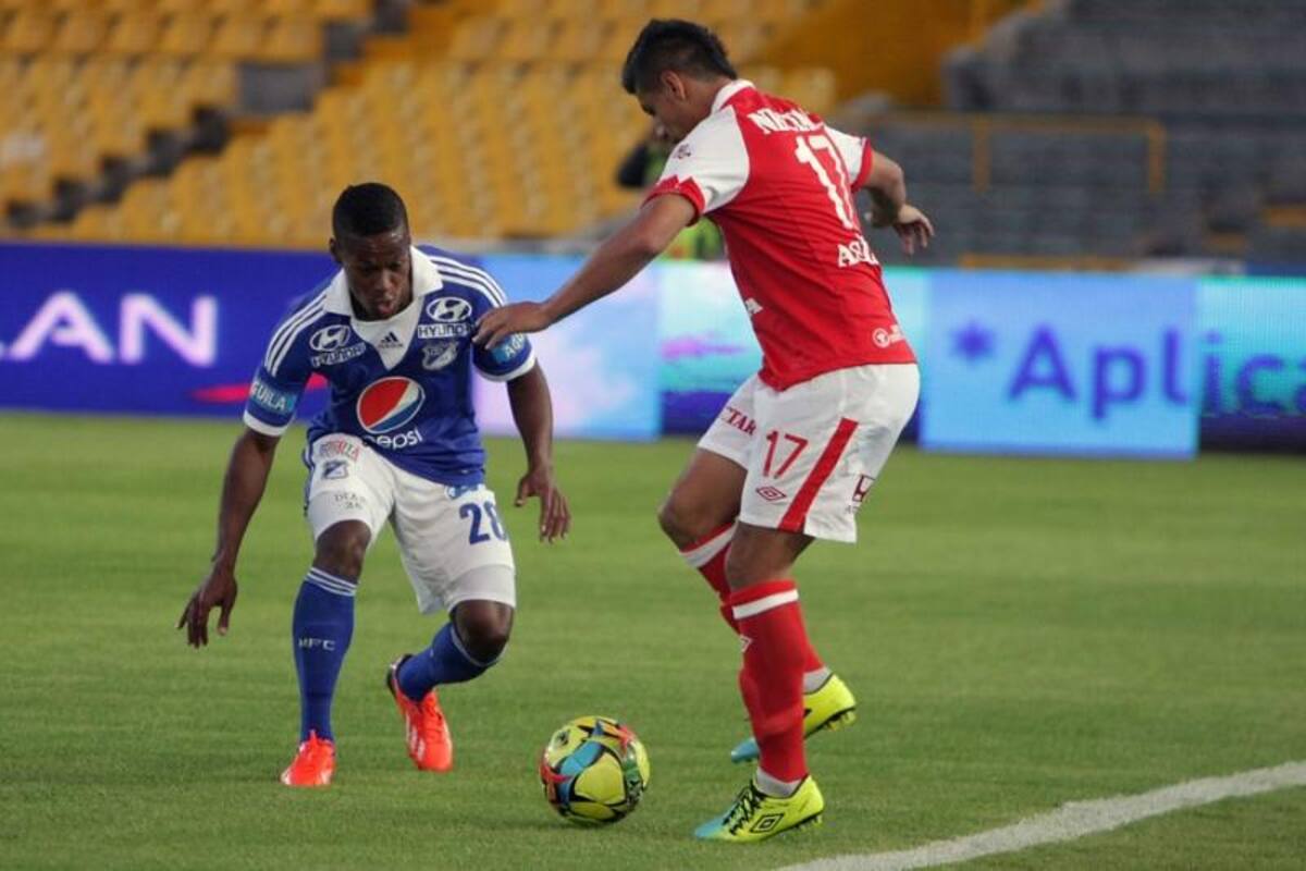 Santa Fe y Millonarios volvieron a empatar sin goles en el segundo clásico del torneo finalización. Santa Fe terminó jugó con diez hombres durante 66 minutos por la expulsión de Silvio González.