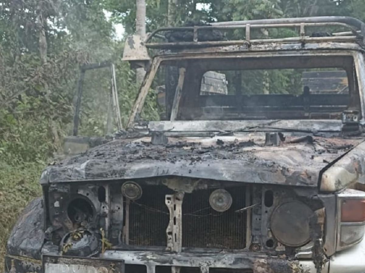 Paro armado Clan del Golfo: Tres vehículos quemados en Bolívar