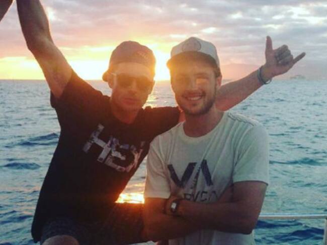 El sensual hermano de Zac Efron