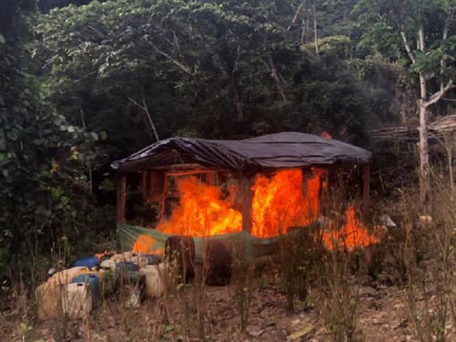 Fuerza Aérea destruyó 11 laboratorios de cocaína en el Oriente de Antioquia