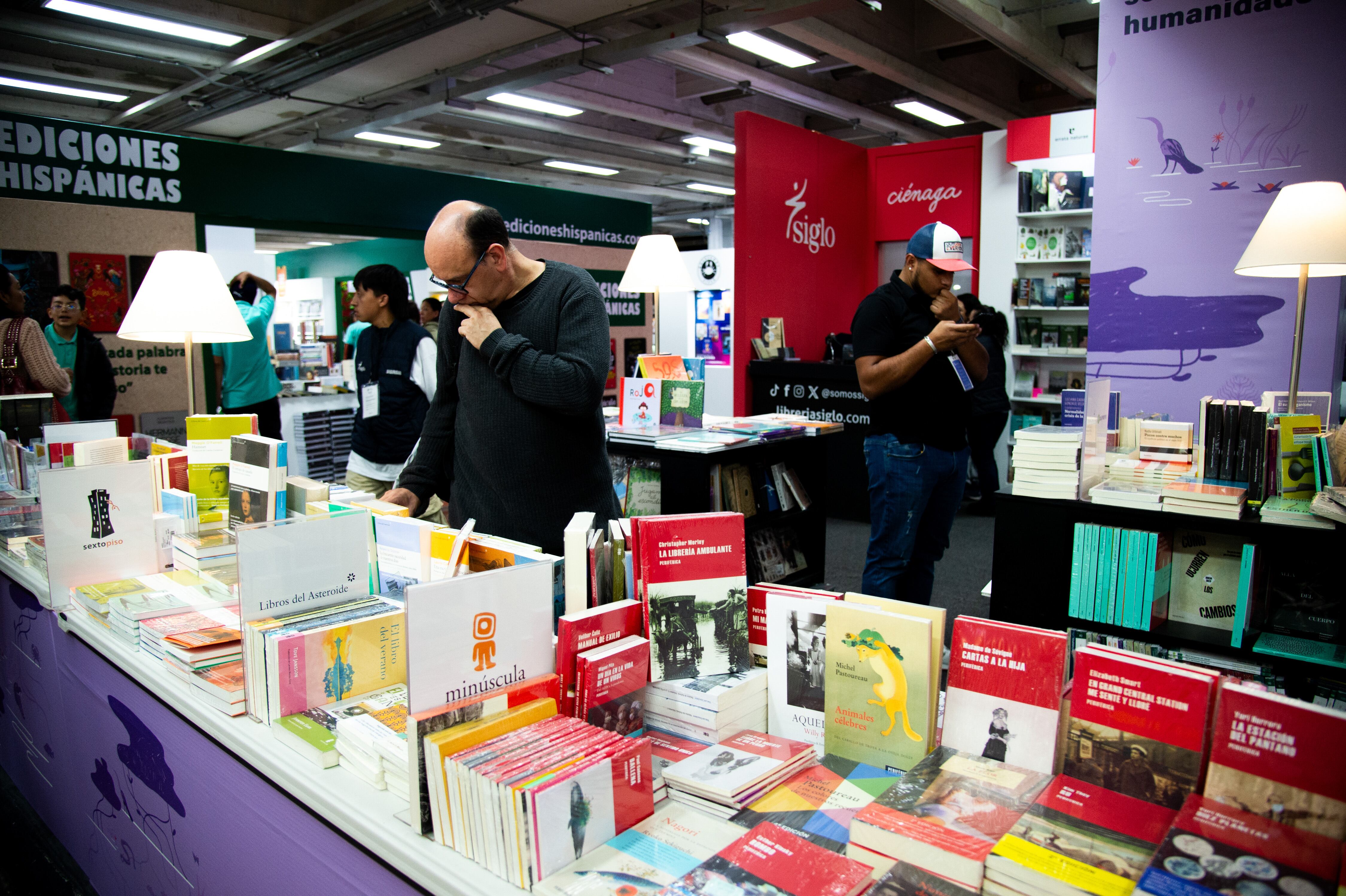 'FILBO' 2024 en Bogotá, Colombia. (Chepa Beltran/Long Visual Press/Universal Images Group via Getty Images)