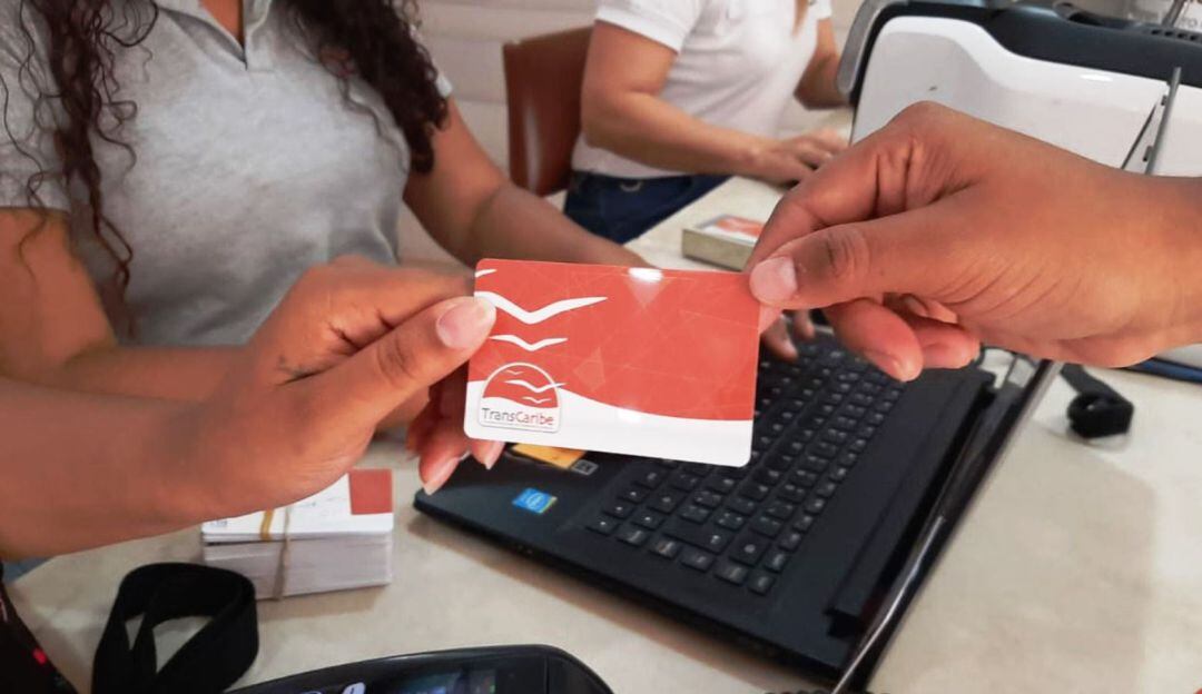 El sistema invita a los cartageneros a activar sus tarjetas bloqueadas o inactivas en las estaciones 