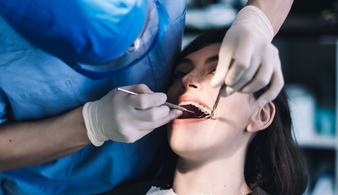 Caries: A pesar de cepillarse los dientes, se puede tener este problema