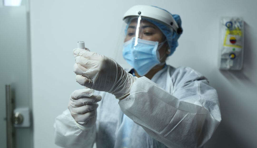 Vacunación contra el COVID-19