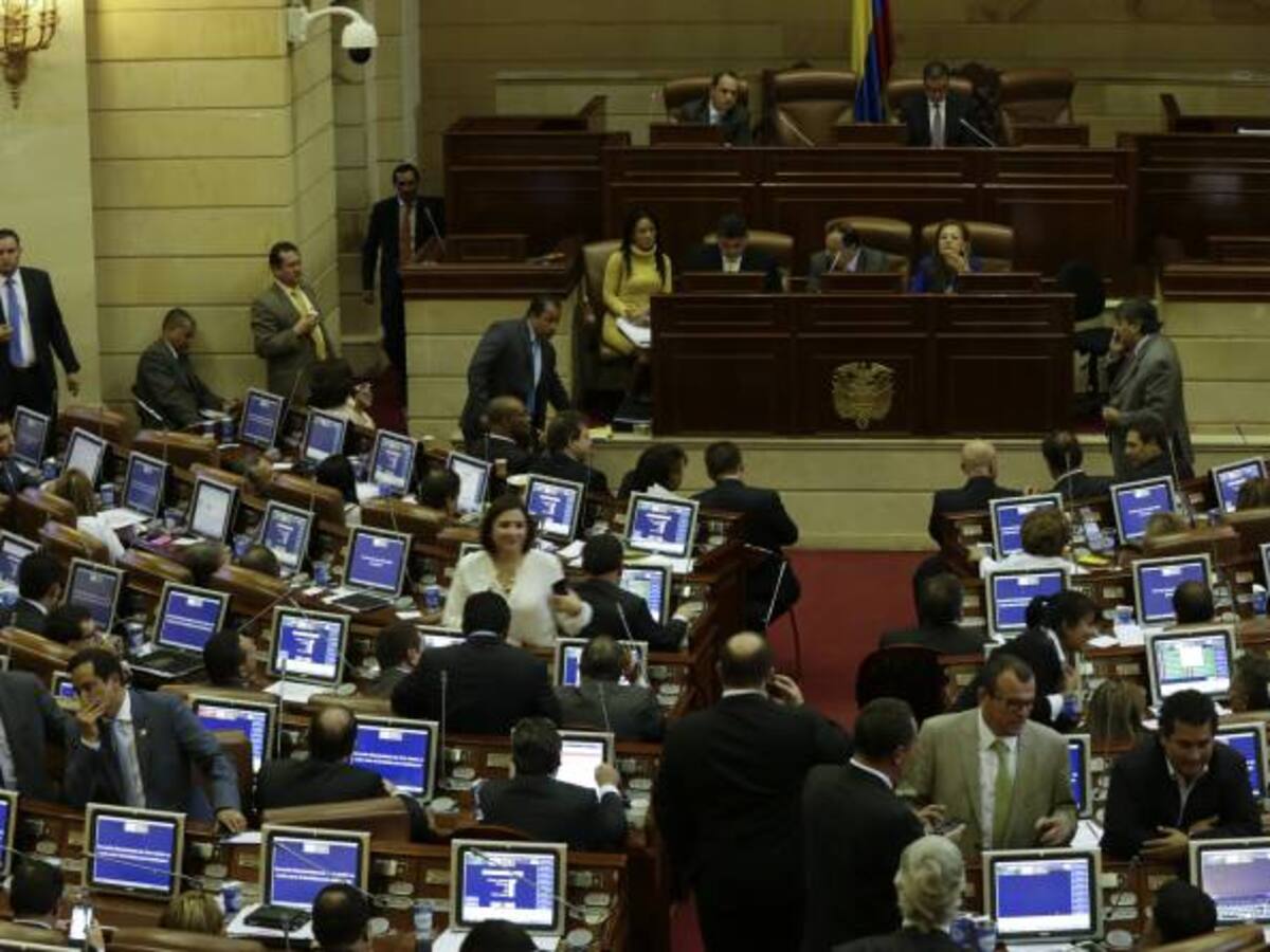 El estreno en el Congreso de MinMinas y las dudas sin resolver sobre Reficar
