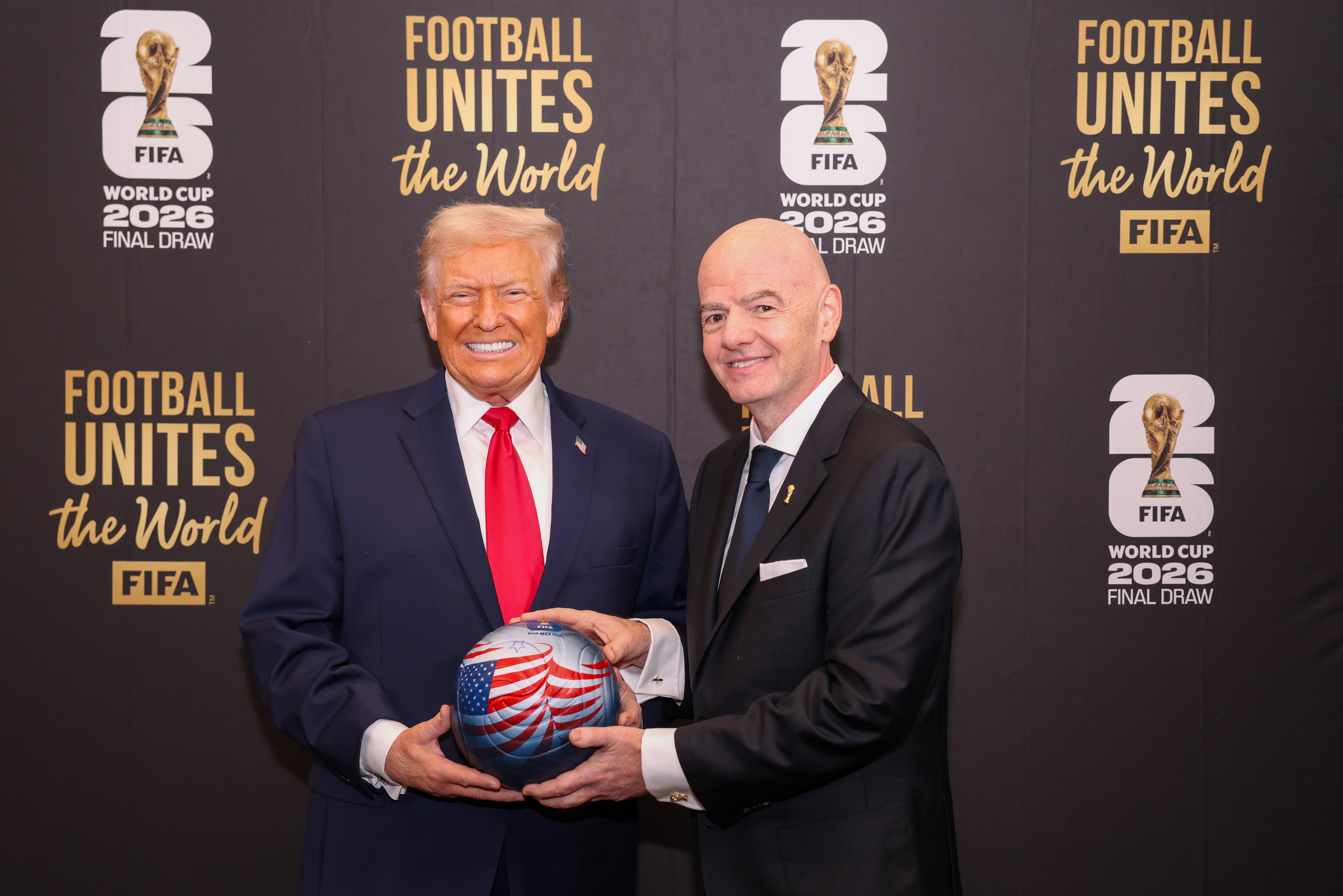 Ceremonia oficial de la FIFA: Donald Trump y Gianni Infantino (Getty Images).