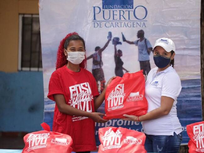Fundación Puerto de Cartagena entrega 1.500 kits para prevenir el COVID-19