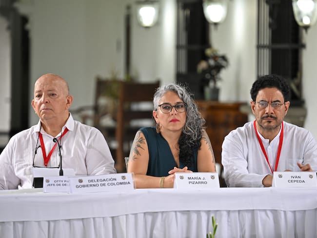 Delegación del Gobierno exige liberación de todos los secuestrados por ELN: senadora Pizarro