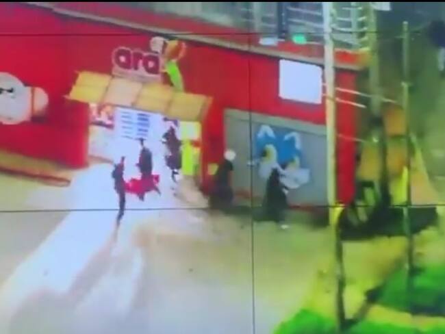 Con saqueos y hechos violentos culminó segundo día de paro en Bogotá