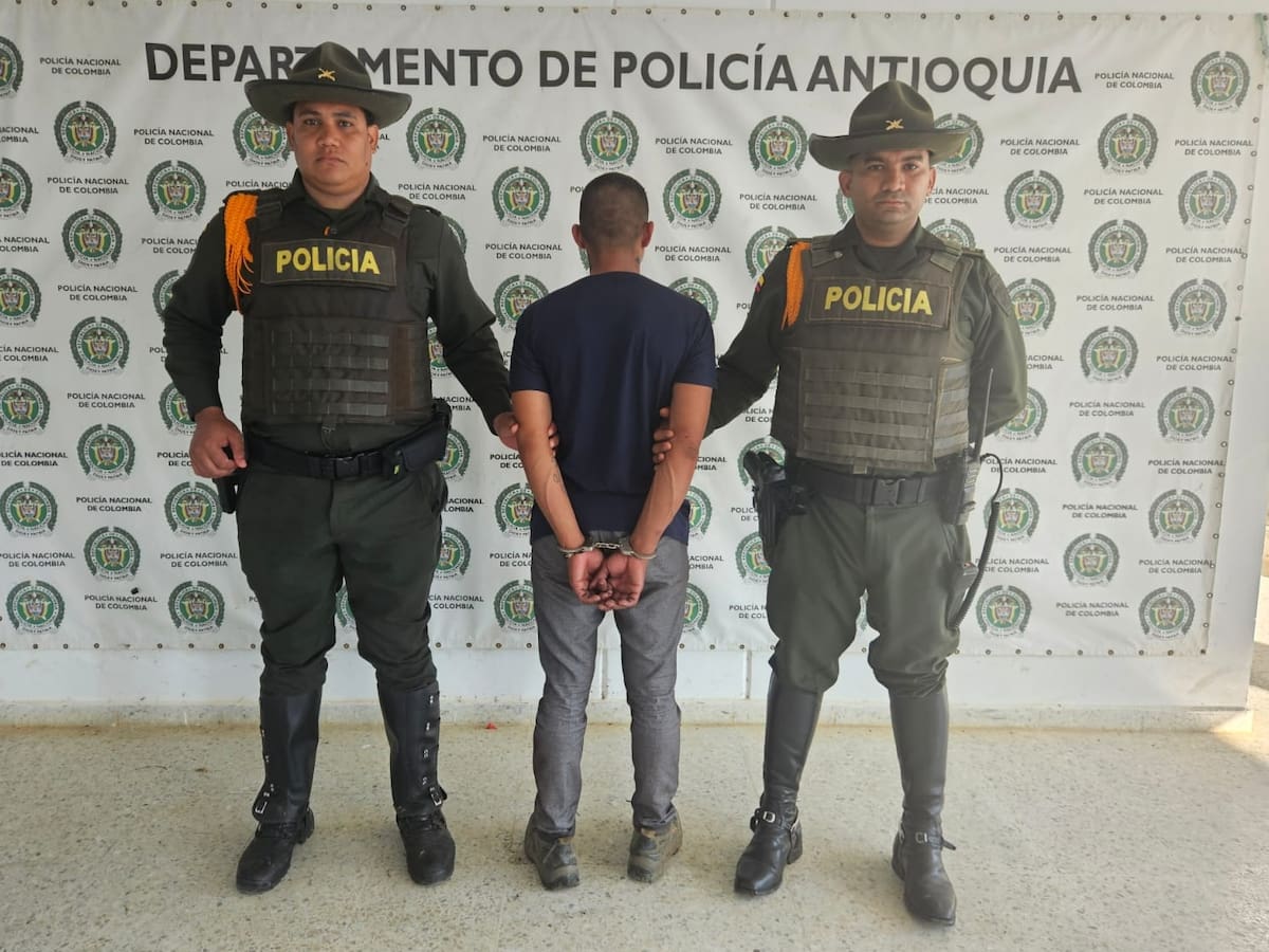 Caucasia: Una persona se entregó a la policía indicando que había asesinado a su secuestrador