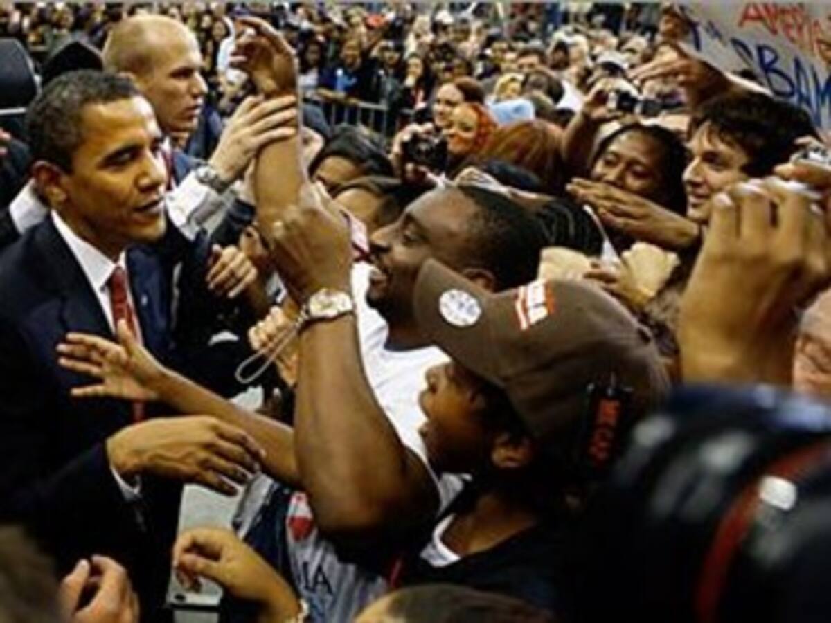 El senador Barack Obama lanza sus ataque finales en materia económica contra McCain