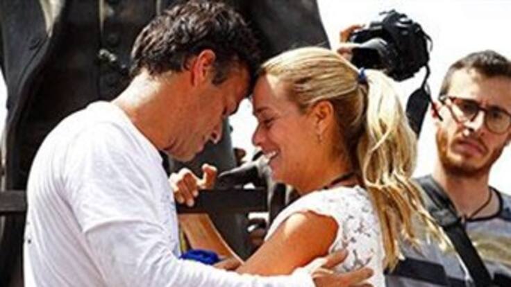 Debemos empujar a la justicia para que funcione: esposa de Leopoldo López