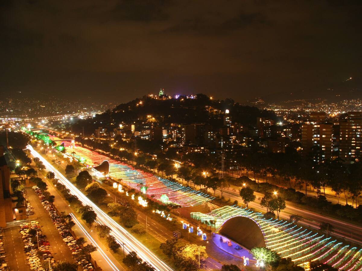 Medellín recibirá una derrama económica de 143.7 millones de dólares en la temporada de fin de año