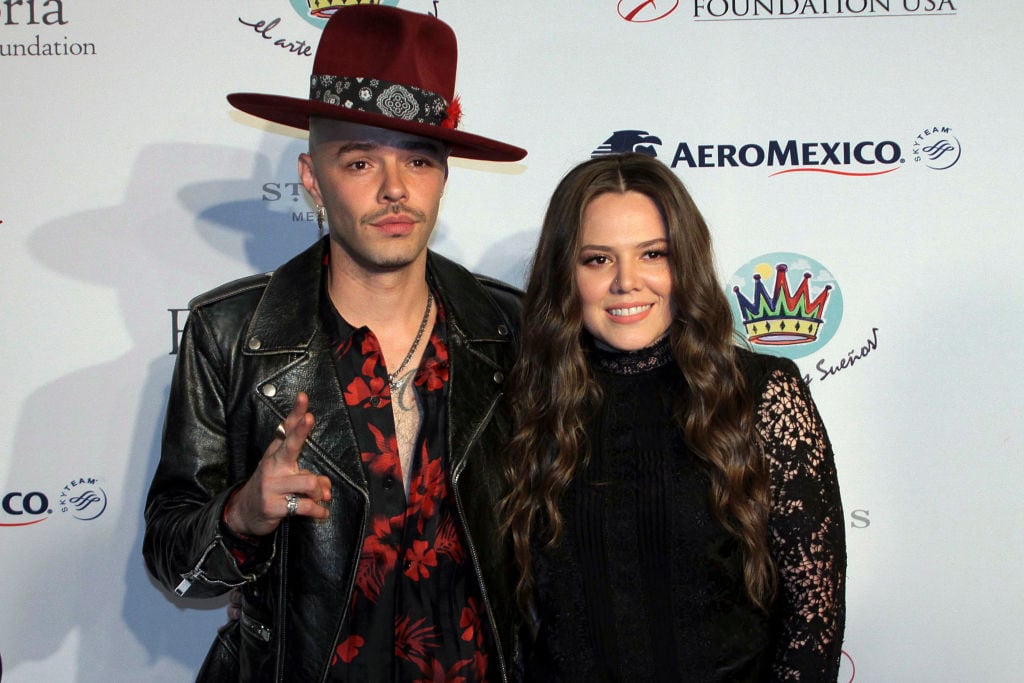 MEXICO CITY, MEXICO - NOVEMBER 01: Jesse and Joy pose during the red carpet of The Global Gift Gala at St Regis Hotel on November 01, 2017 in Mexico City, Mexico. (Photo by Alfonso Manzano/Clasos/Getty Images)