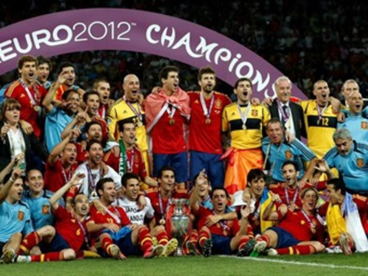España, campeón de la Eurocopa al golear a Italia 4-0