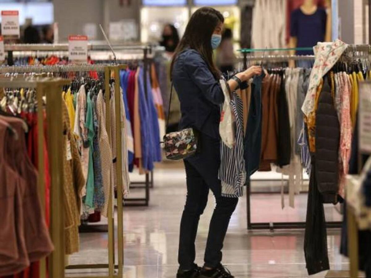 Piden a comercio dar incentivos con carné de vacunación
