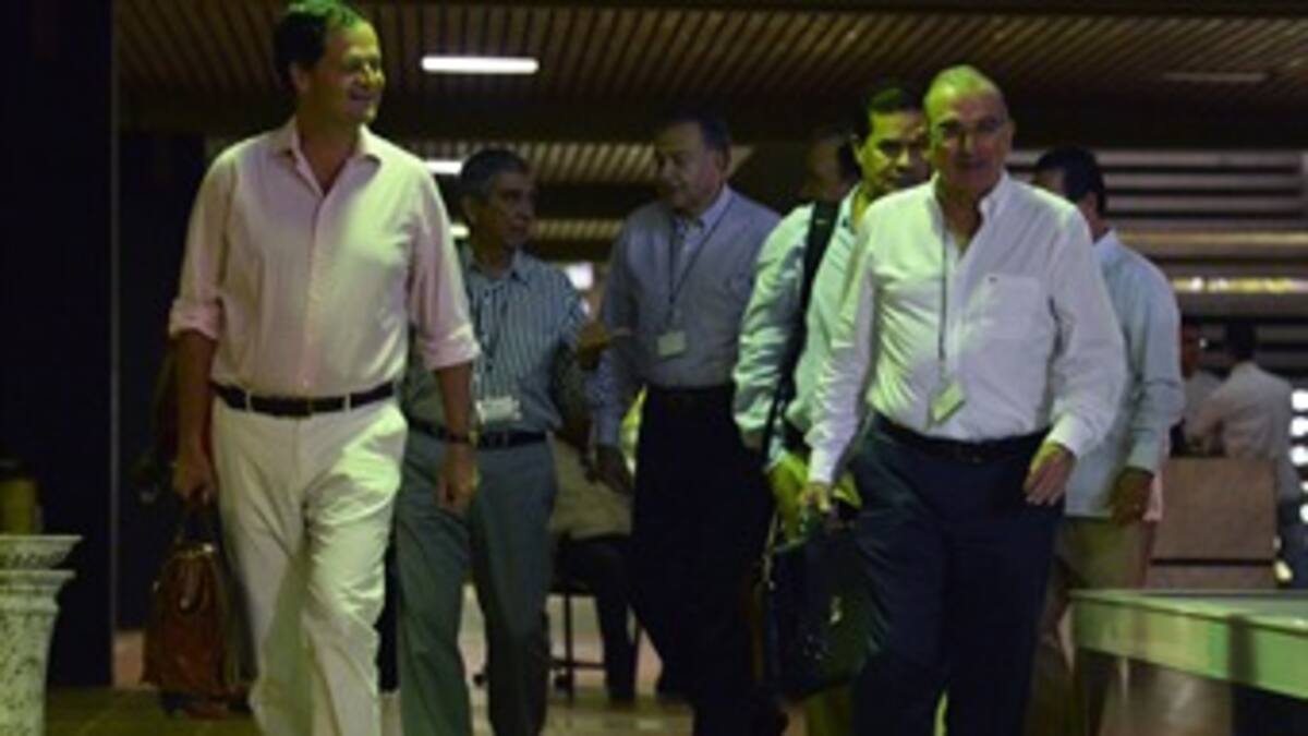 Se aplaza nuevo ciclo de paz para escuchar expertos en narcotráfico