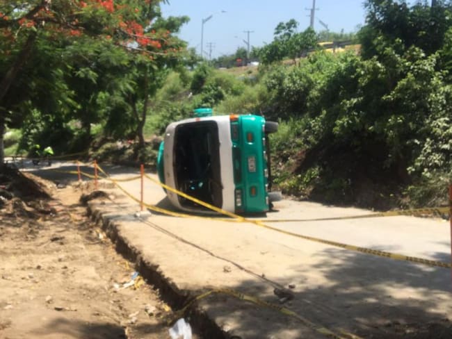 16 niños lesionados deja bus escolar que se volcó en Barranquilla