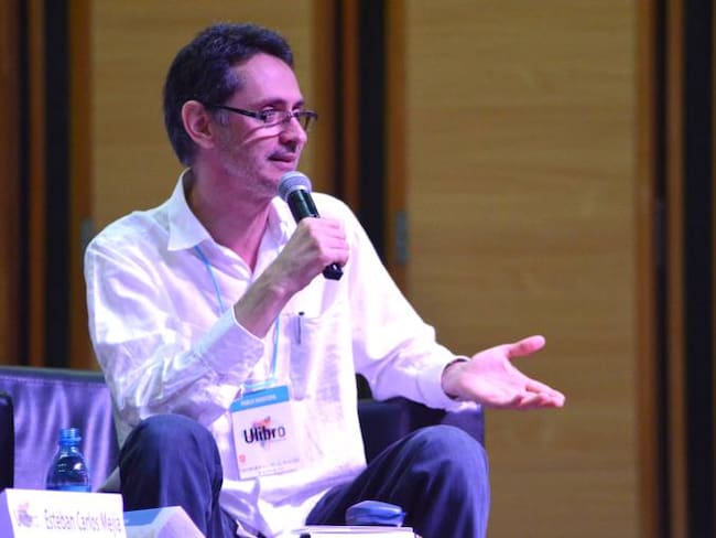 Pablo Montoya habla de sus novelas en el Personaje de la Semana