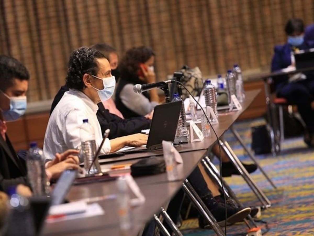 "El Congreso está siendo reemplazado por las calles": Miguel Ceballos