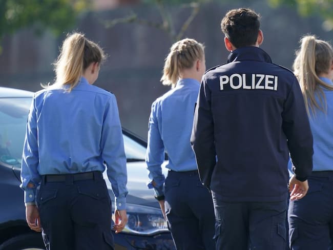 Dos muertos deja un vehículo que atropelló a grupo de personas en Alemania
