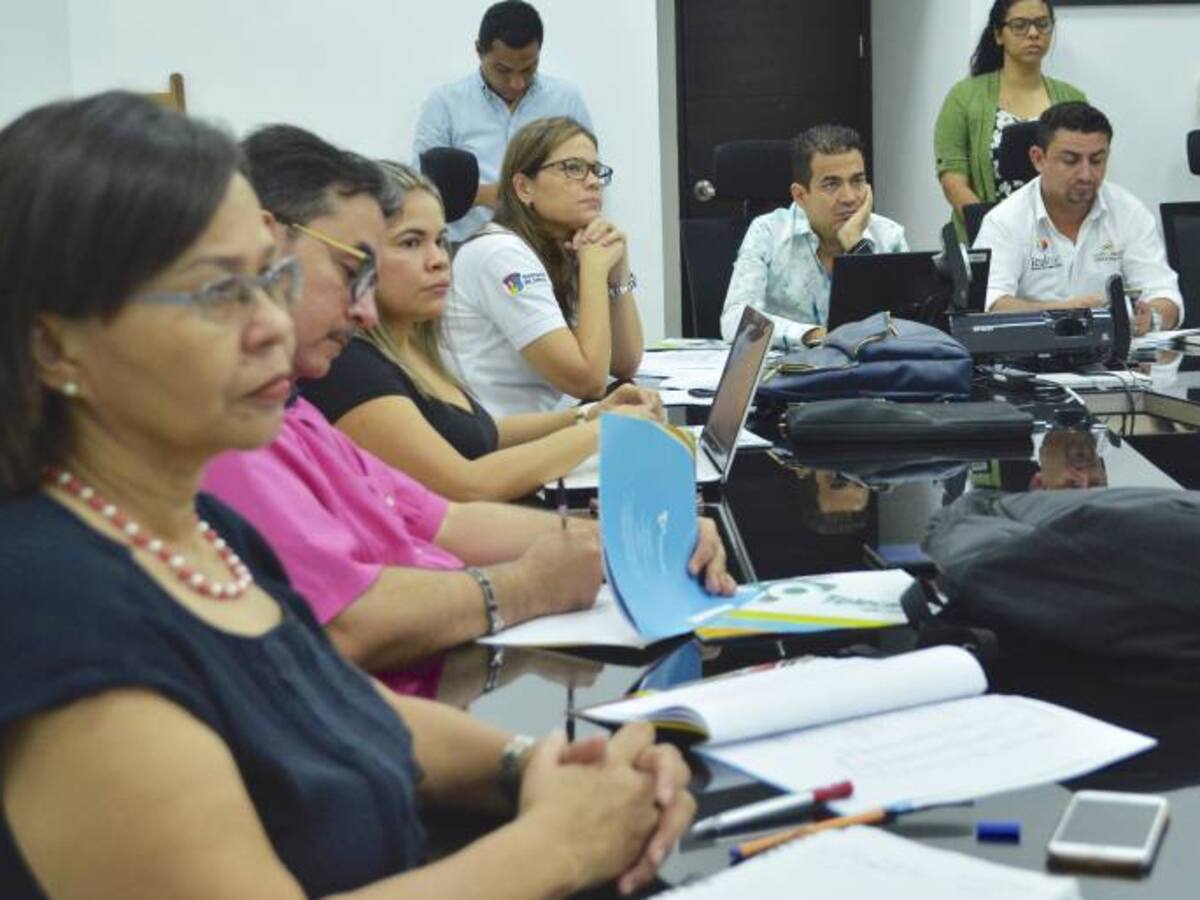 Verano pedirá suspensión de licitación de programas de opinión en Telecaribe
