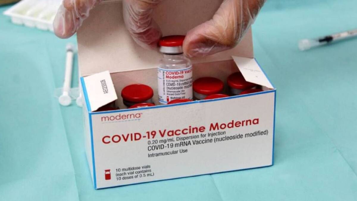 Moderna desarrollará vacuna refuerzo para nueva cepa