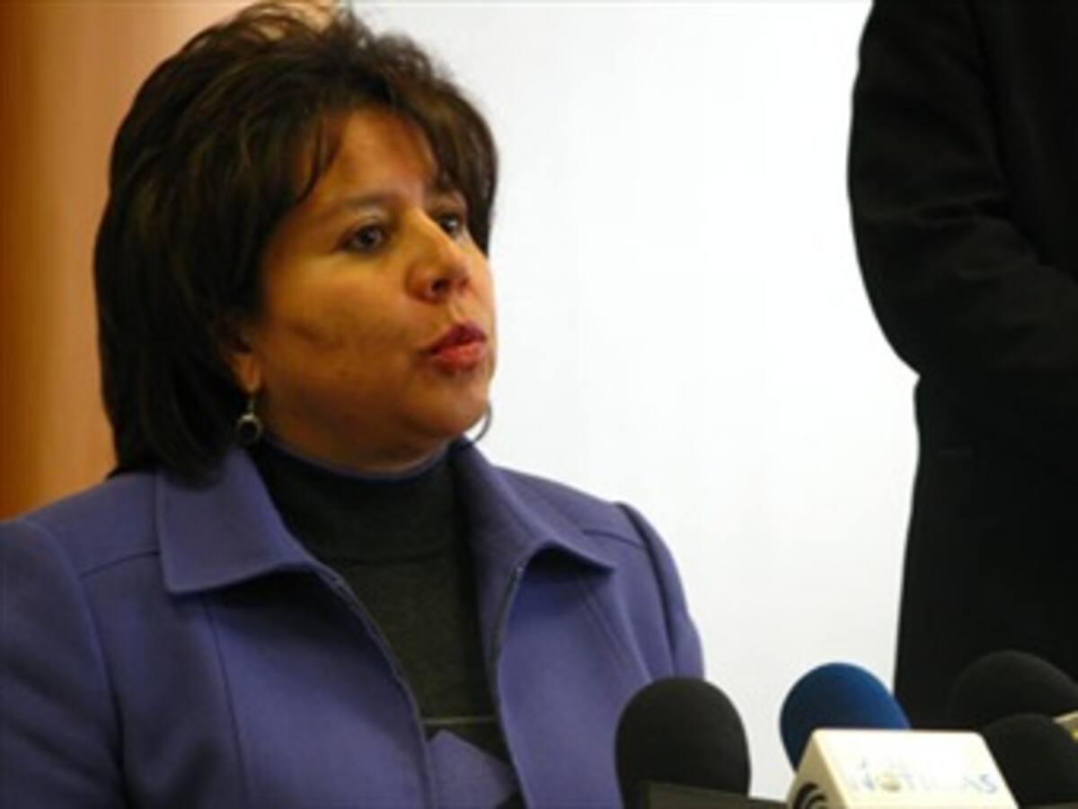 Santos asegura que ex directora del DAS asilada en Panamá contaba con seguridad en Colombia