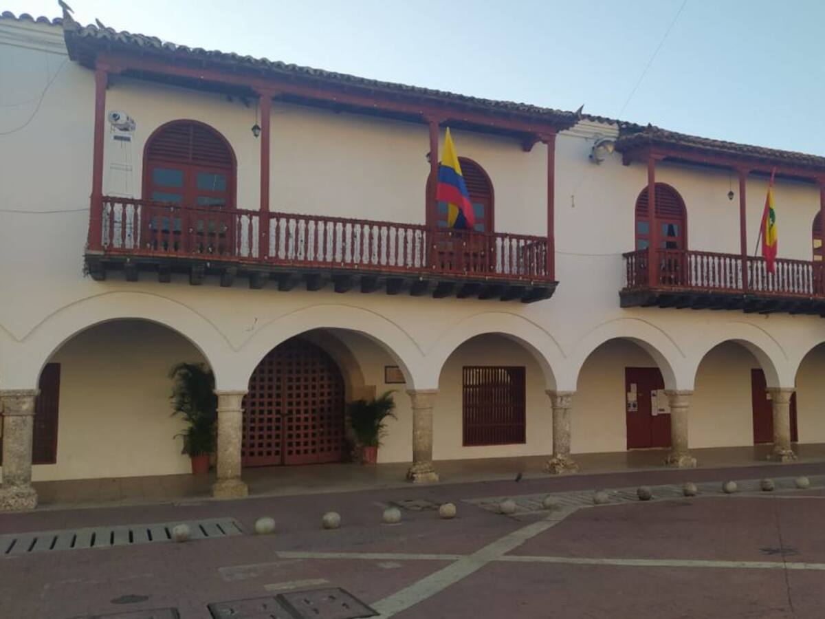 Distrito gestiona $38 mil millones para infraestructura en salud