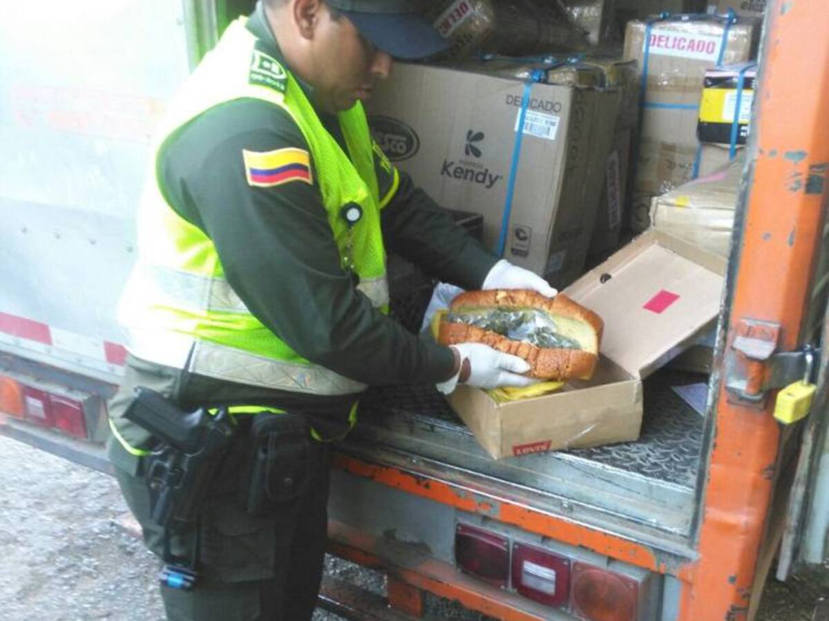 Enviaron encomienda de panes cargados con marihuana