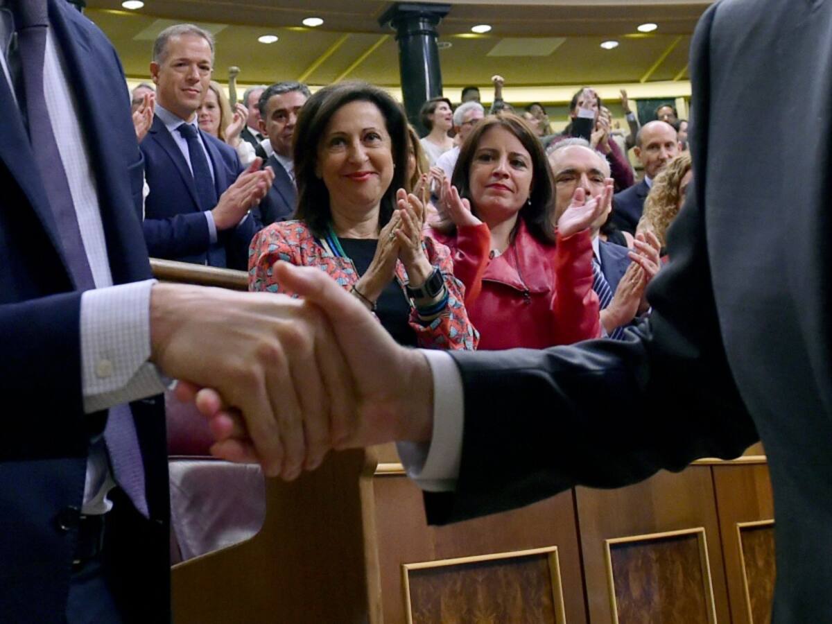 “A los que salpica 'Ñeñe', salen y juran en vano": Cante en La Luciérnaga