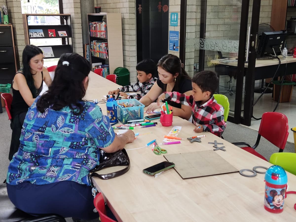 El Sistema de Bibliotecas Públicas de Medellín abrirá sus puertas de forma gradual