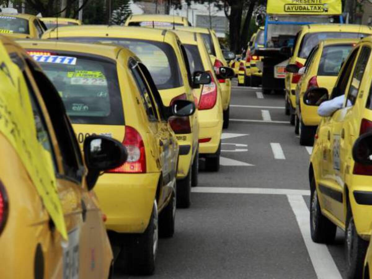 Los taxistas de Manizales se movilizarán en Bogotá