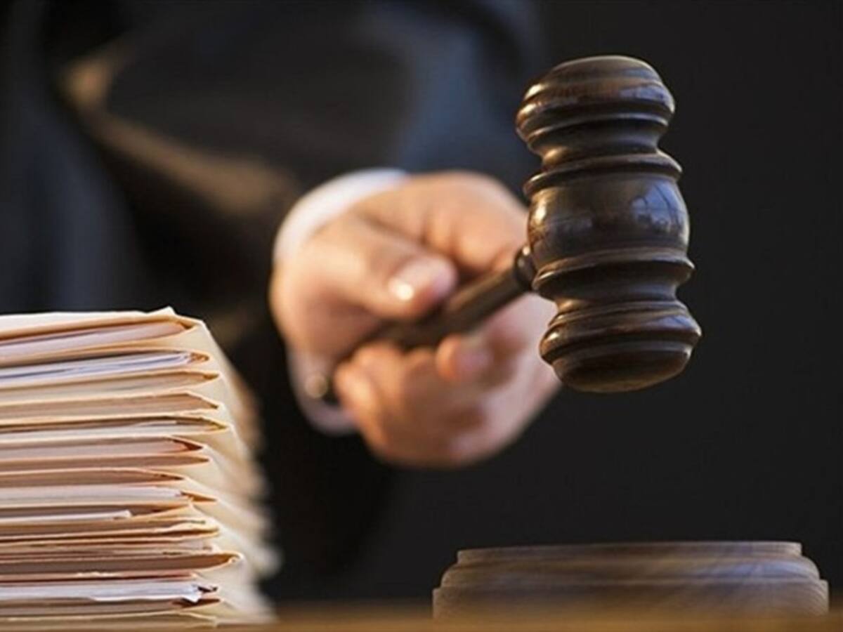 Uribe y Alex Flórez llegan acuerdo y precluye caso de injuria y calumnia