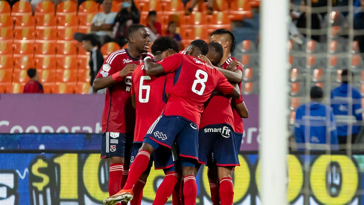 Independiente Medellín golea sin problemas a Patriotas y se acerca a los cuadrangulares