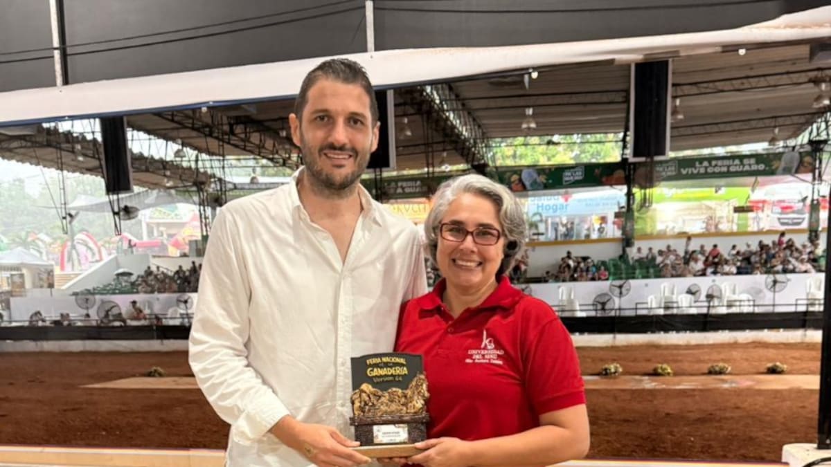 Unisinú ganó premio al mejor stand del sector educación en la Feria Nacional de la Ganadería