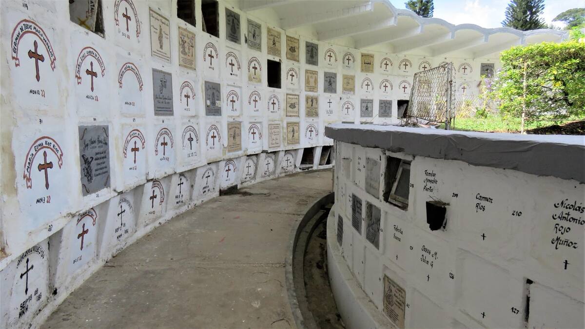 Intervendrán 34 bóvedas en el cementerio de Barbosa para recuperar cuerpos de personas desaparecidas