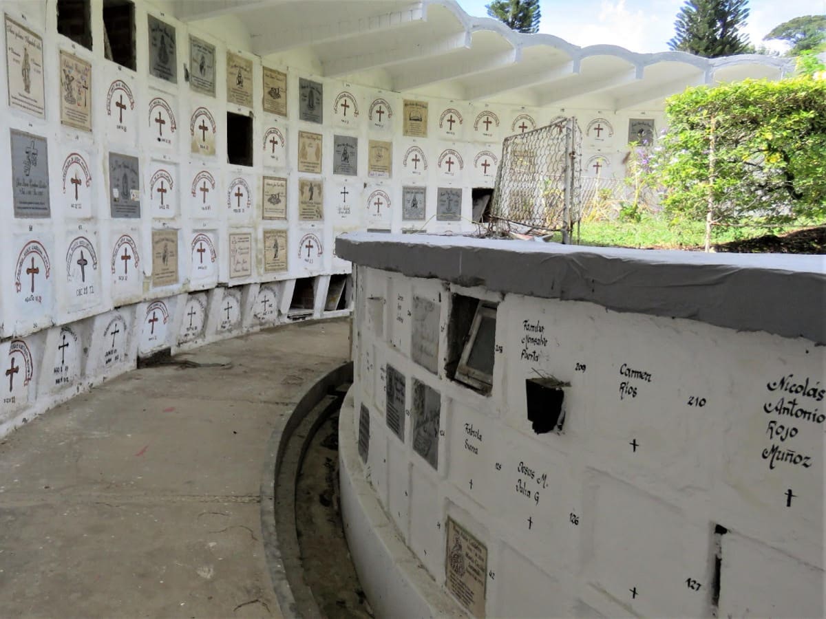 Intervendrán 34 bóvedas en el cementerio de Barbosa para recuperar cuerpos de personas desaparecidas