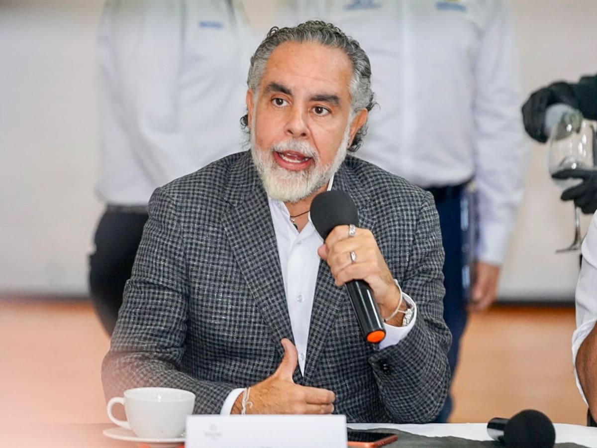 Esto dijo el ministro Benedetti tras acuerdos que permitieron levantar los bloqueos en Santander