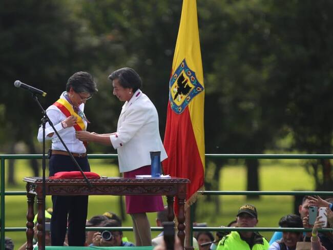 Las lineas que marcaron los nuevos alcaldes y gobernadores en sus discursos