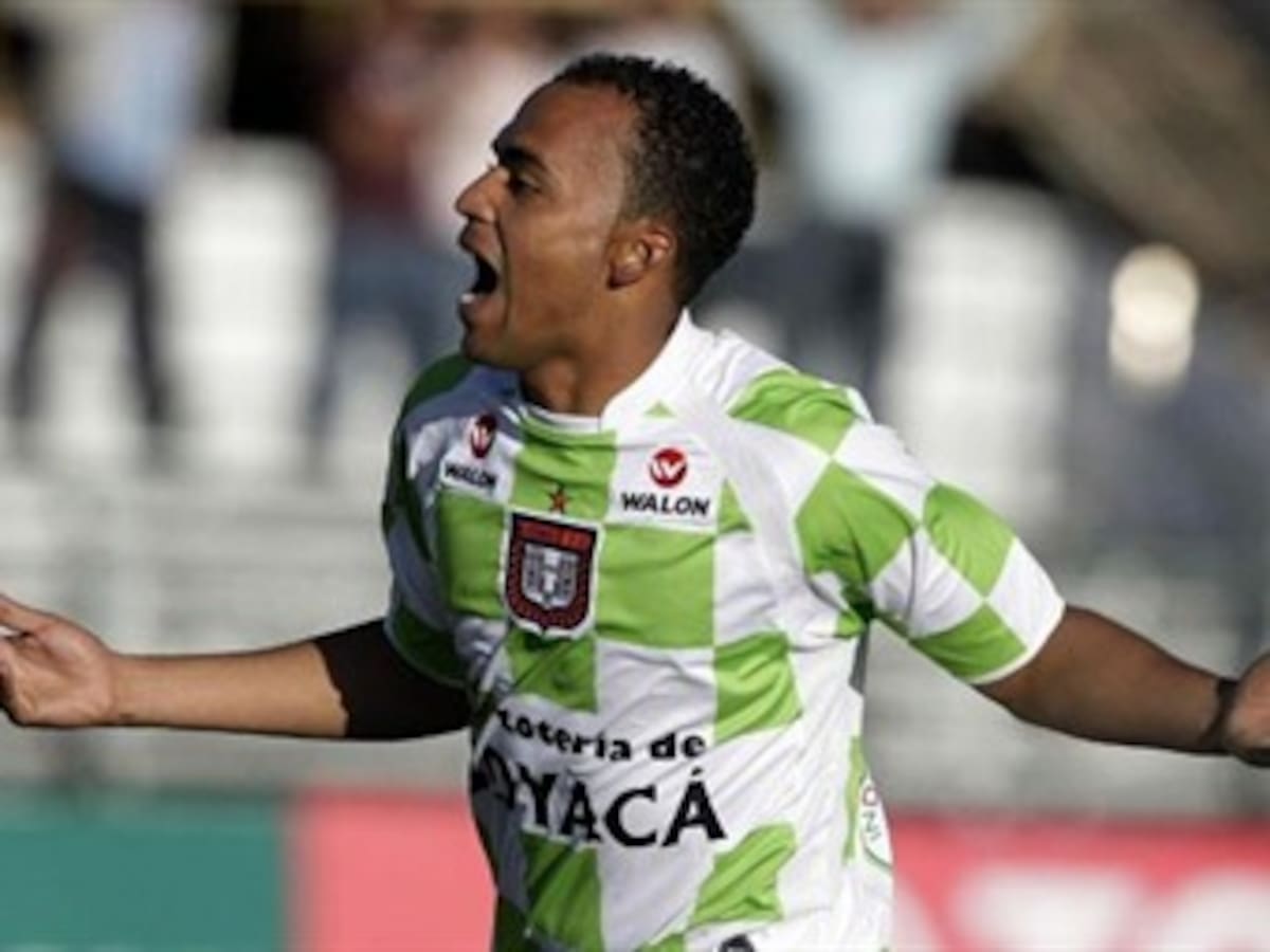 Boyacá Chicó hizo valer su localía y derrotó 3-0 a Tolima