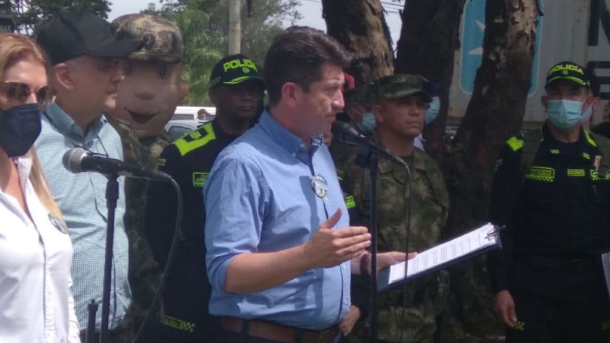 Fajardo y Jara, moción de censura, ministro de defensa