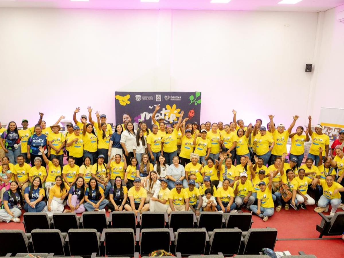 Asociaciones productivas de mujeres rurales en Bolívar recibieron maquinaria