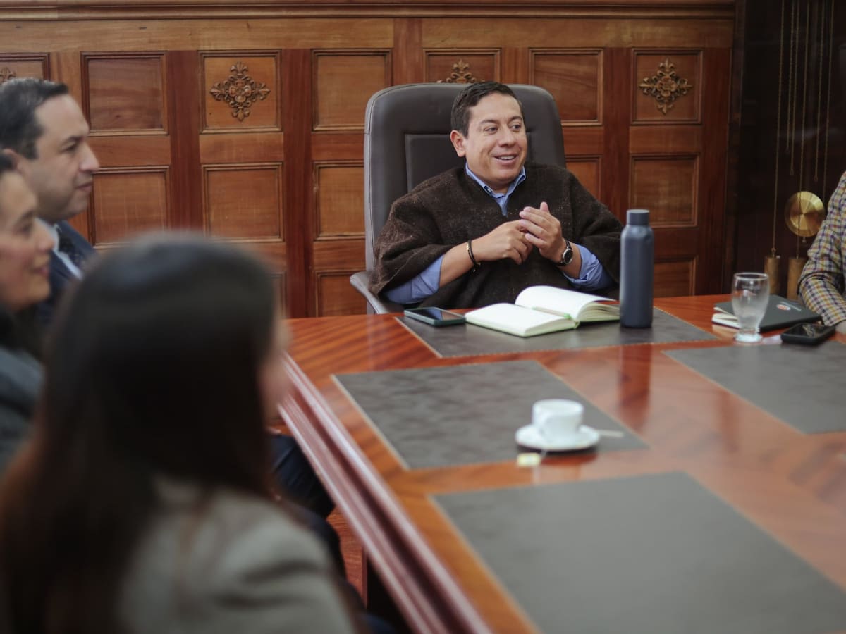 Gobernación entrevistó a los tres aspirantes para asumir la Alcaldía encargada de Tunja
