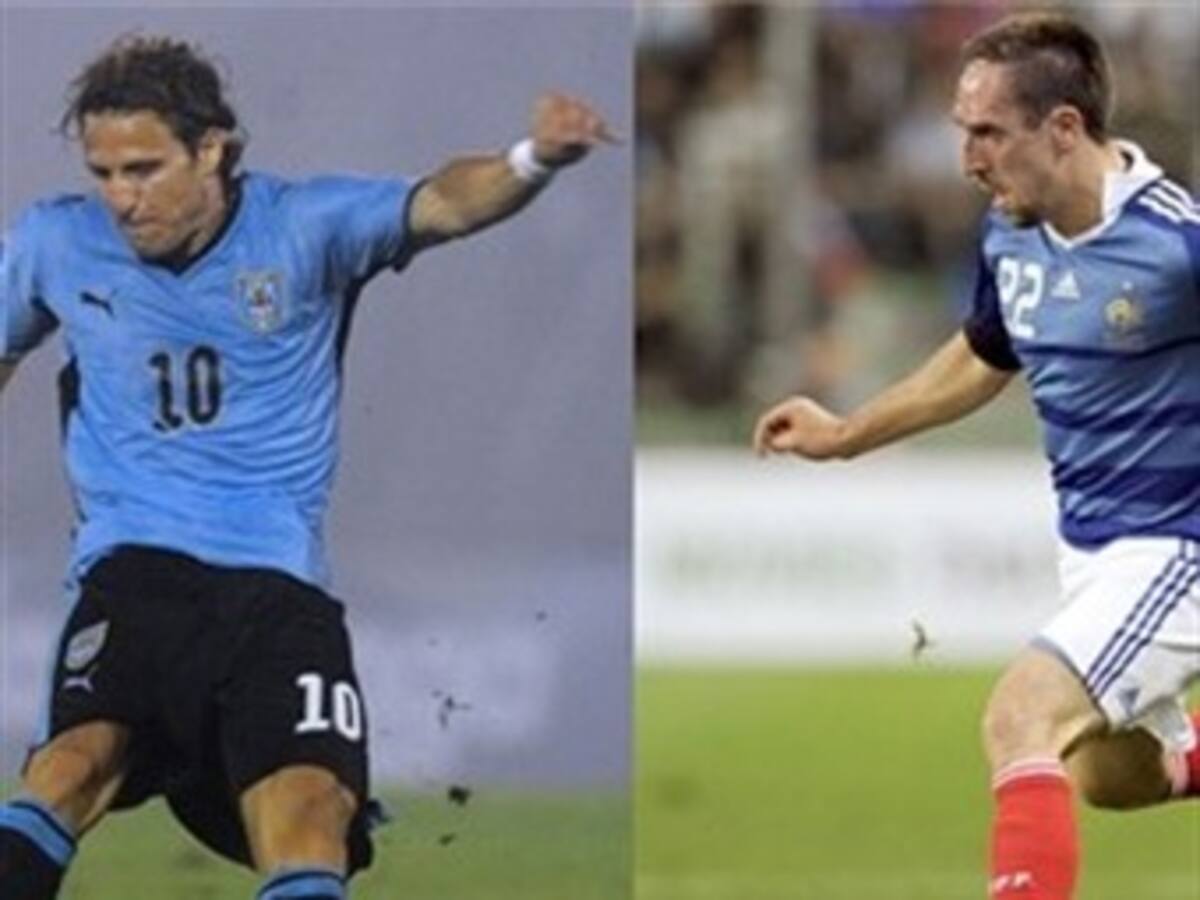 Uruguay quiere sorprender a una Francia con dudas y problemas internos