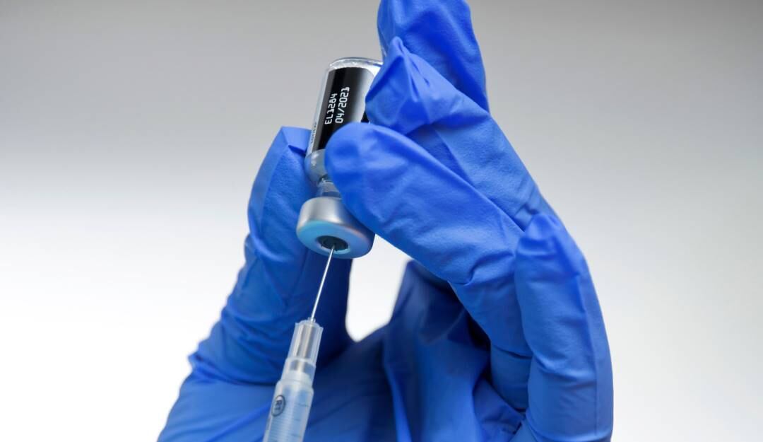 Los refuerzos de COVID-19 contra Omicron obtienen primera autorización en EE.UU. Foto: Getty