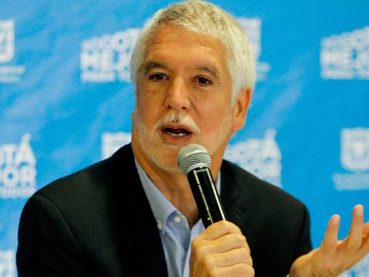 Los operativos no van acabar con la drogadicción ni con el crimen organizado: Peñalosa