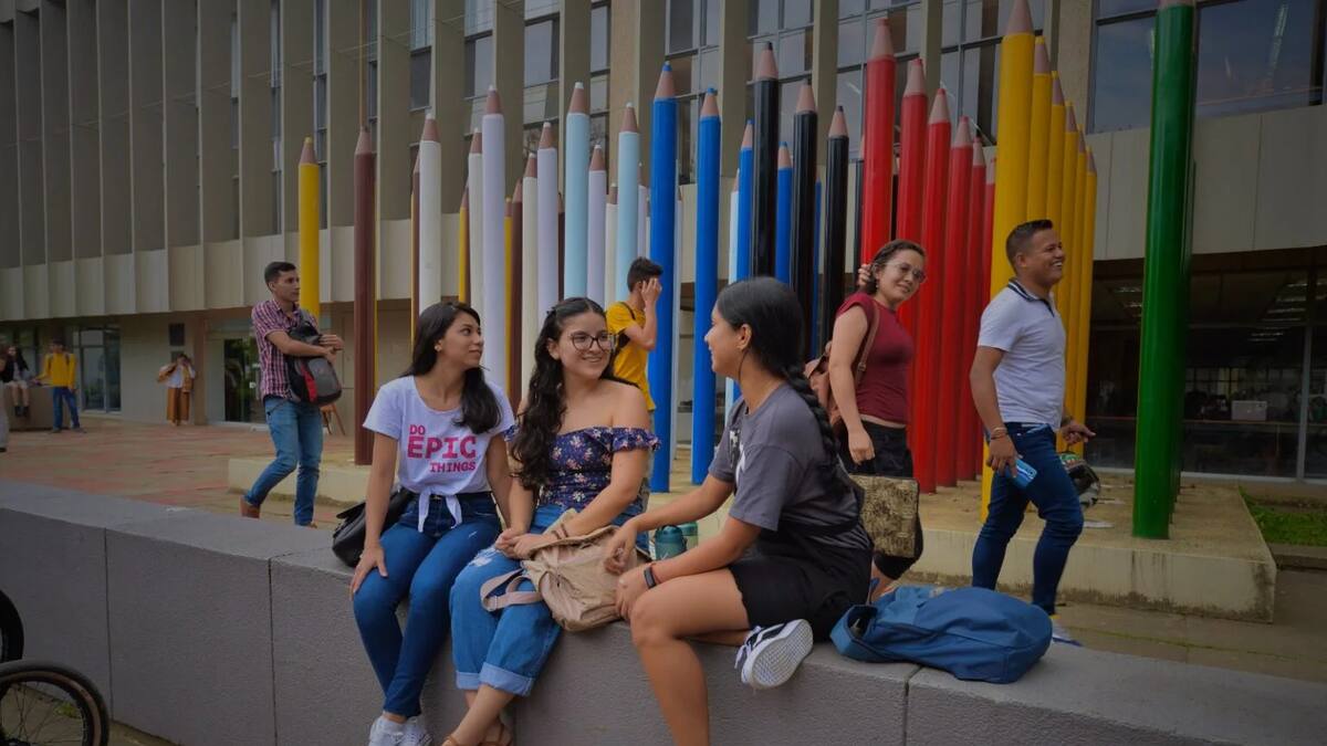 Consulte los nuevos requisitos para inscribirse a Jóvenes en Acción