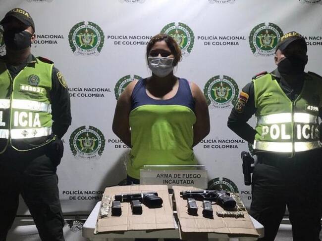 Cae mujer que surtía de armas a las bandas Yeico Masacre y Los Melean