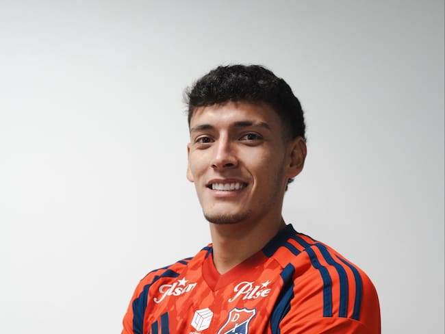 Enzo Larrosa, nuevo jugador del Medellín